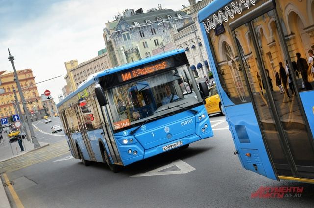 Автобусы оснащены системами ГЛОНАСС, климат-контроля, информирования пассажиров и адаптированы для перевозки пассажиров с ограниченными возможностями.