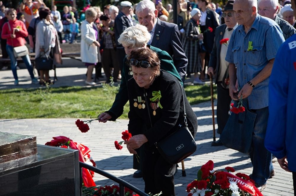Сегодня в Кузбассе живёт 219 блокадников. 65 - в Кемерове, 65 - в Новокузнецке. Остальные - в других городах.