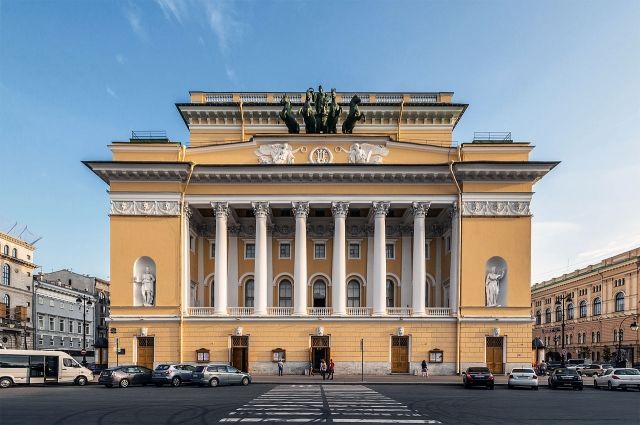 Александринский театр радует петербуржцев своими постановками уже третье столетие.