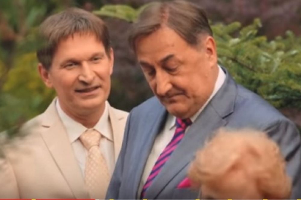 «Братья по обмену» (сериал, 2013) – Валерий Игнатьевич Перечихин / Федор Игнатьевич Перечихин.