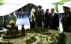 Во время осмотра макета и элементов отделки будущего главного храма Вооружённых сил РФ, который будет построен на территории военно-патриотического парка «Патриот».