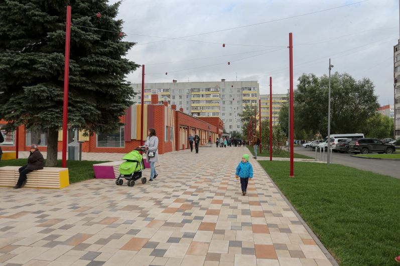 Для архитекторов было важно сделать бульвар удобным и функциональным как для детей, так и для старшего поколения.