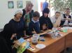 Кроме учителей в уроках акварельной живописи с удовольствием приняли участие дети, а также сестры Спасской обители, включая настоятельницу мать Сергию (Вотрину).  