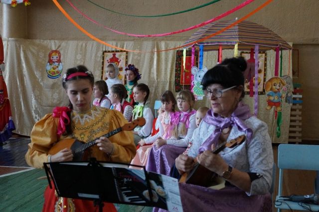 В доме творчества Новой Станицы есть детский фольклорный ансамбль.