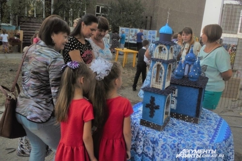Работа Галины Бобковой вызвала восхищение и у детей, и у взрослых