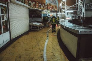 В центре Киева загорелся Бессарабский рынок