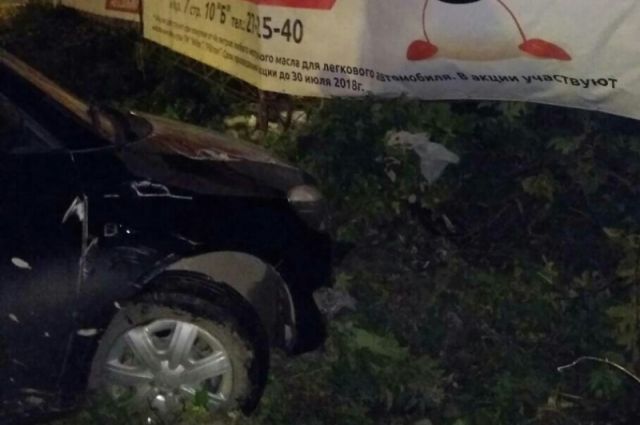 В Тобольске девушка угнала и разбила автомобиль подруги 