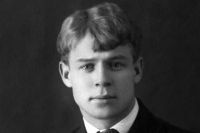 И именем Сергея Есенина в Петербурге связан ряд адресов.