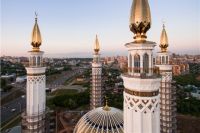 Мечеть "Ар-Рахим", если будет достроена, станет одной из крупнейших в стране.