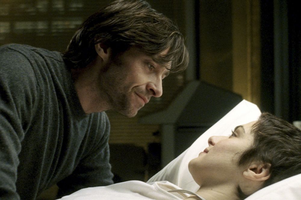 «Фонтан» (2009). В фильме-притче Даррена Аронофски Джекман исполнил роль врача-онколога Тома Крео, который ищет лекарство для больной жены (Рейчел Вайс).
