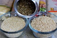 В госучреждении Ялуторовска кормили рисом с гусеницами