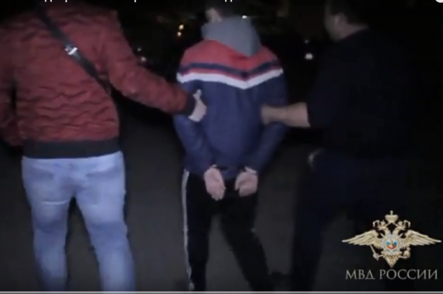 В Калининграде нашли подростков, избивших и обокравших школьников.
