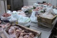 350 килограммов «опасного» мяса птицы изъяли в Ижевске.