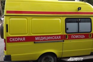 8-летний ребенок доставлен в больницу с компрессионным переломом позвонка.