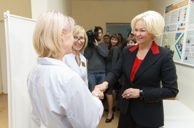 Глава минздрава высоко оценила поликлинику Новосибирска.