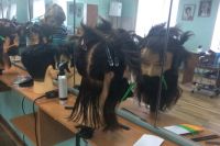 В Тюмени прошедшие обучение парикмахеры провели мастер-класс