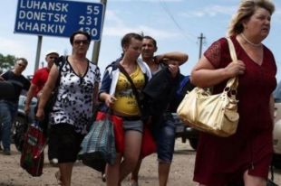 Украинская власть должна в полной мере обеспечить право на участие в выборах внутренне перемещенным лицам с территорий Донбасса и Крыма.