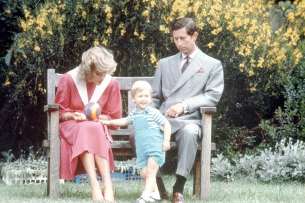 Принц Чарльз и принцесса Диана с сыном Уильямом. 1991 год.