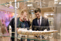 Дмитрий Артюхов посетил всероссийскую выставку «Душа Севера»