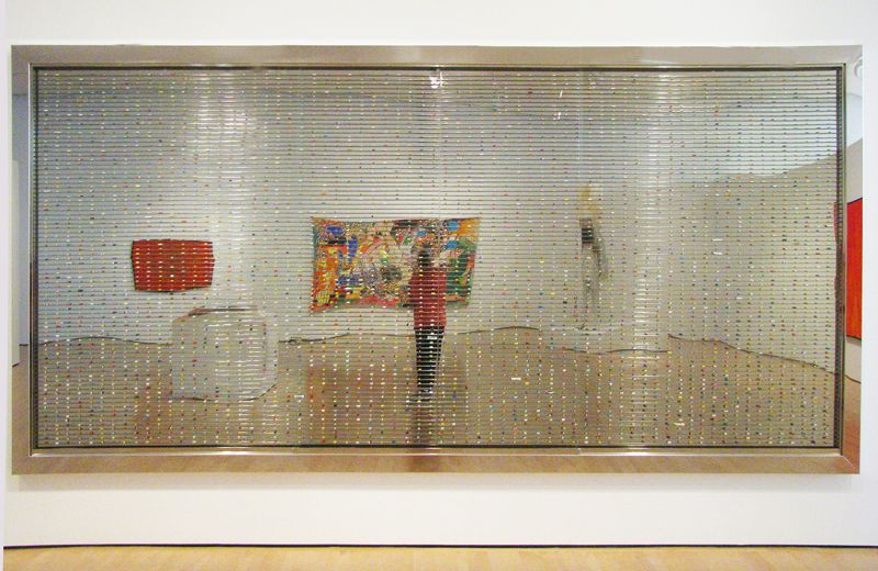 Замыкает десятку самых дорогих ныне живущих художников британец Дэмиен Хёрст. Его работа «Сонная весна», представляющая собой плоскую стеклянную витрину, наполненную разноцветными таблетками, в 2007 году была продана на аукционе Sothbey’s за 19 млн долларов.