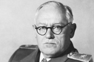Андрей Вишинский.