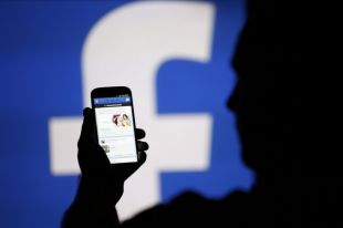 США попросило Facebook открыть офис в Украине