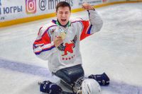 Рустам мечтает сыграть на Паралимпиаде в дисциплине следж-хоккей