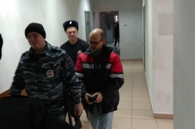 Водителя «Хонды» Владимира Пузырева арестовали на время следственных мероприятий. 