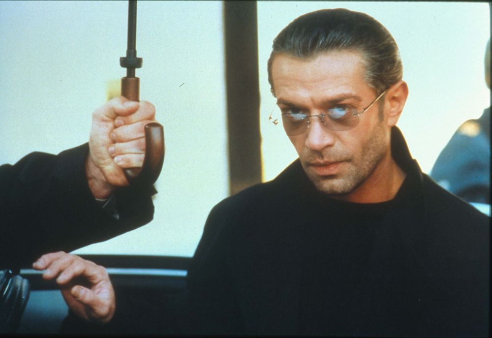 «Олигарх» (2002) — Платон Маковский.