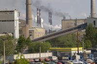Выбросы промышленных предприятий делают Челябинск одним из самых "грязных" городов в России.