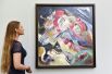 «Картина с белыми линиями» (1913), Василий Кандинский. Это произведение, до 1974 года висевшее в Третьяковской галерее, в 2017 году на торгах Sotheby's было продано за 42 млн долларов.