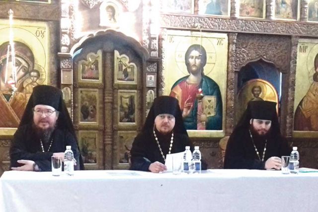 Заседание секции в Свято-Троицком Холковском мужском монастыре.
