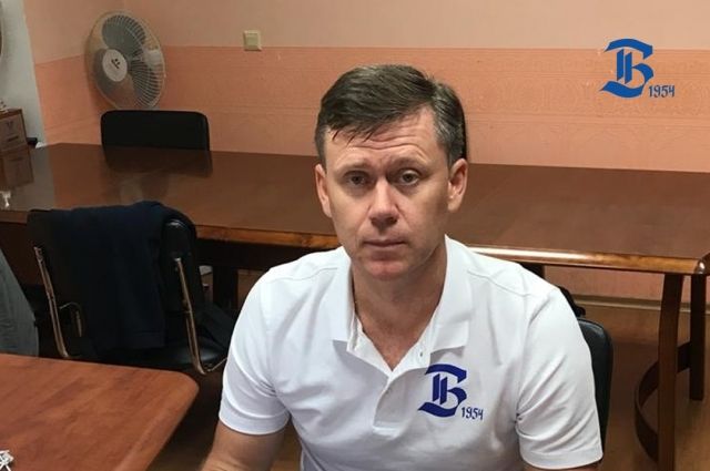 Главного тренера «Балтики» Игоря Ледяхова дисквалифицировали на три матча.