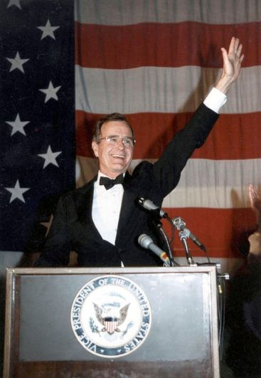 Вице-президент США Джордж Буш-старший, 1984 г.