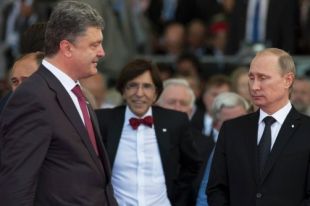 Песков сообщил, ждать ли разговора между Путиным и Порошенко
