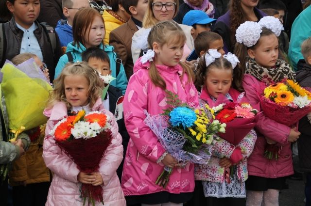 На Ямале построят 31 детский сад и 27 школ