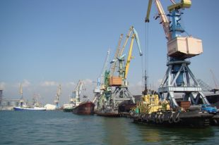 В Бердянске и Мариуполе заработали порты, - Минагро