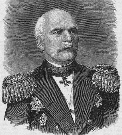 Хабаровск — адмирал Геннадий Невельской.