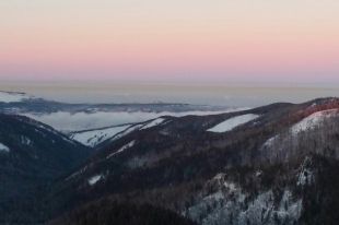 Пока режим «чёрного неба» введён на сутки, с 19 часов 6 декабря по 19 часов 7 декабря.