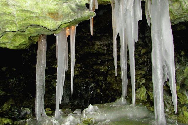 Кунгурская ледяная пещера - одна из самых известных достопримечательностей Урала.
