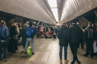 Резко перестала дышать: в Киеве в метро умерла девятилетняя девочка