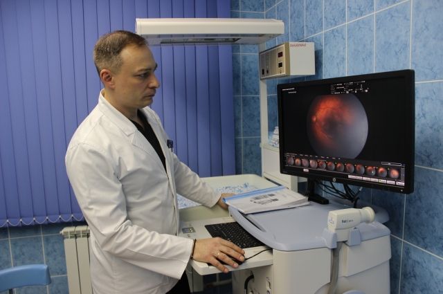 Новоуренгойские офтальмологи получили новое оборудование для диагностики
