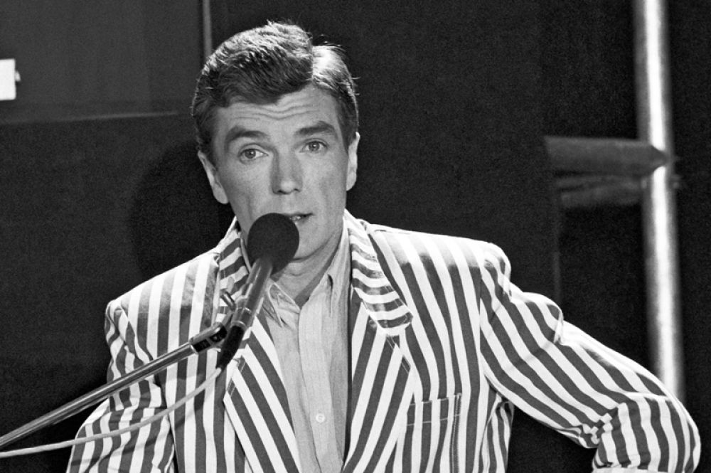 Диктор Центрального телевидения Юрий Николаев. 1988 год.