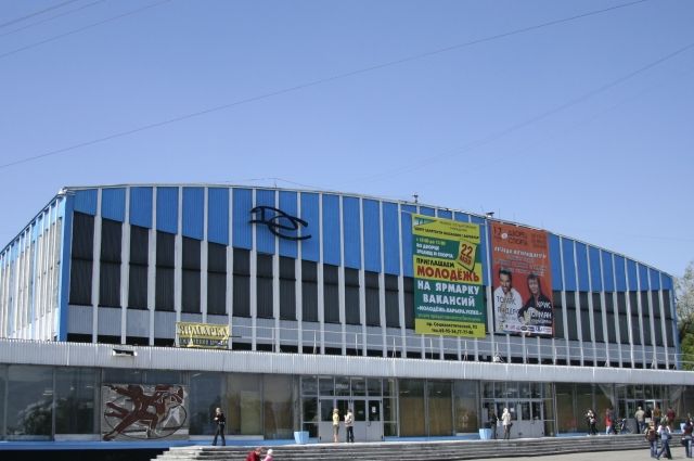Дворец зрелищ и спорта в Барнауле
