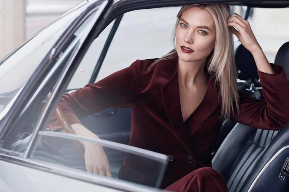 Американская супермодель и бывшый «ангел» Victoria’s Secret Карли Клосс, заработавшая 13 млн долларов, на втором месте.