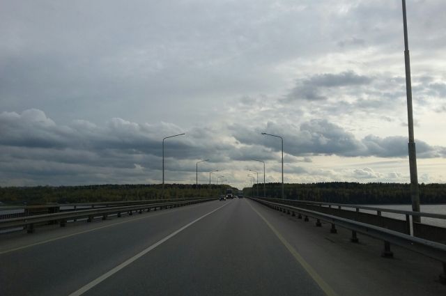 Движение по Чусовскому мосту уже перекрывали в сентябре. 