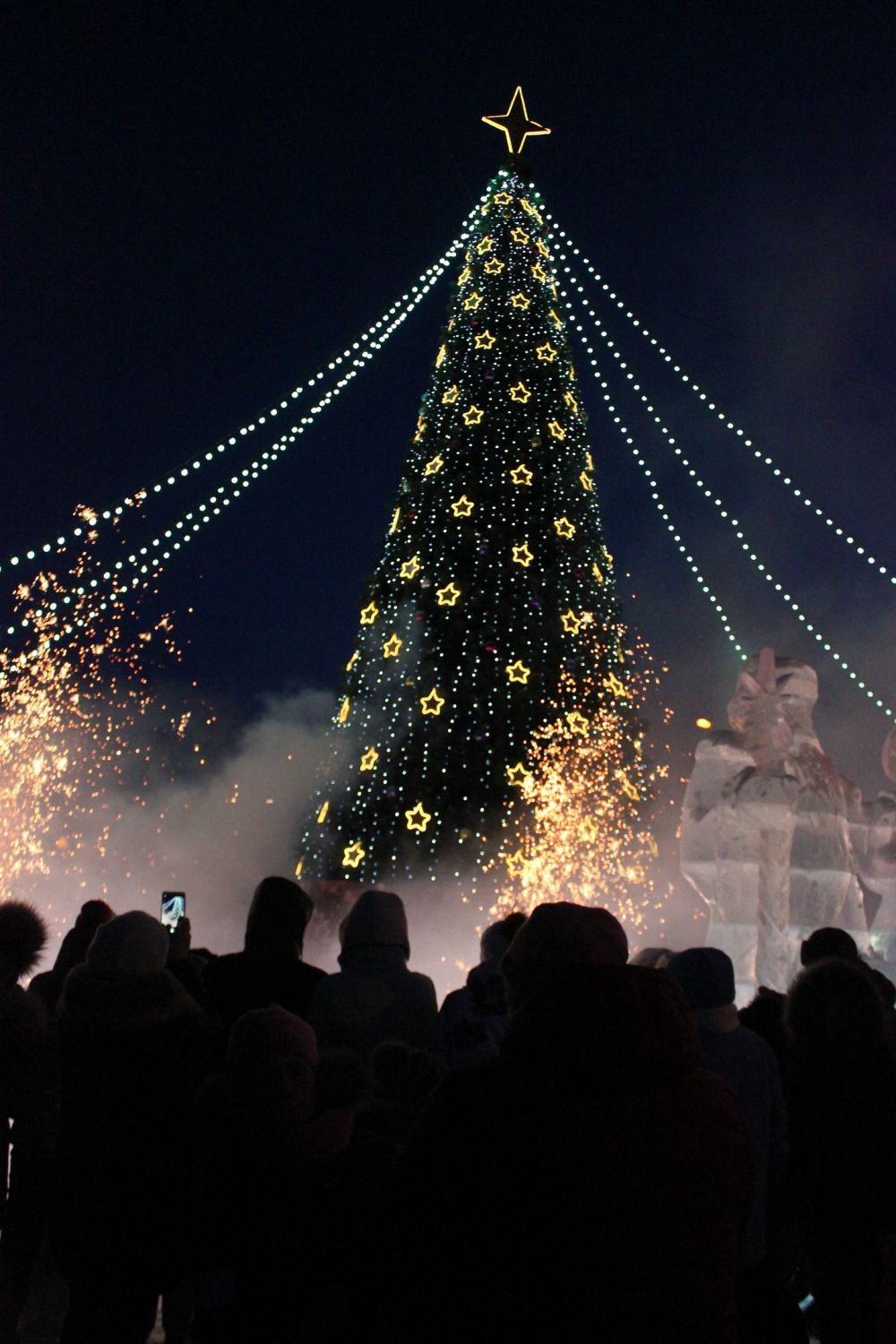 Новогодняя елка в Ялуторовске, 2018.
