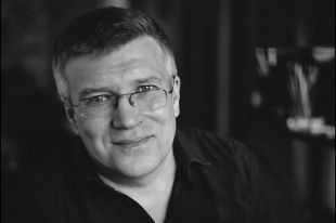 Евгений Русак.