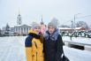 Снежана Чеснокова и Евгения Доценко желают Туле развития, повышения демографии и веселых мероприятий.