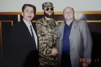 Вениамин Чубаренко поехал в Чечню, чтобы вызволить пропавших без вести татарстанских солдат. На фото с Салманом Радуевым.